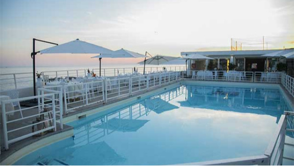 速看，怎么選擇泳池水處理設備？